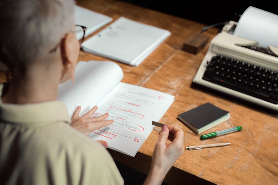 AI e Self-Publishing: Come Controllare Qualità, Ripetizioni e Voce Editoriale del Tuo Libro